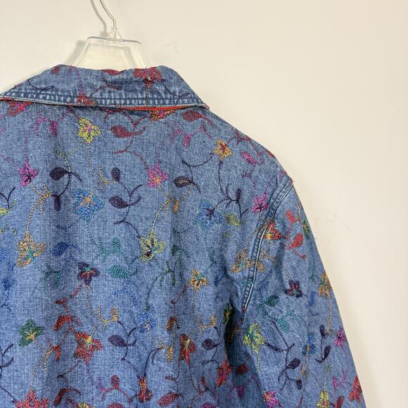 Chico’s Whimsical Floral Embroidered Denim jacket Sz 2 US L/12 Boho Hippie Gypsy - Picture 3 of 6